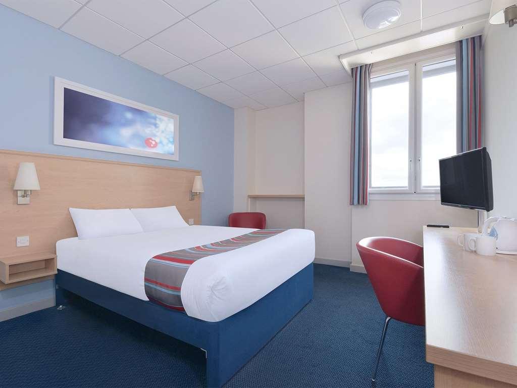 Travelodge درويْتويتش الغرفة الصورة